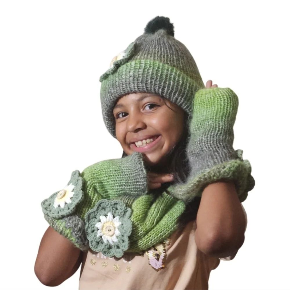 Hand Crafted Crochet Winter 3pc Set Green Ombré Beanie Scarf gloves wool floral